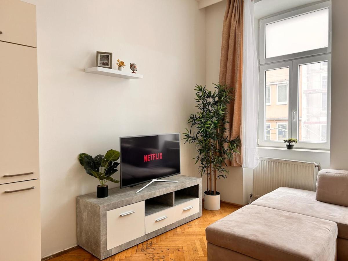 Spacious Central 4-Room Suite For 6 - Near Subway Viena Exterior foto